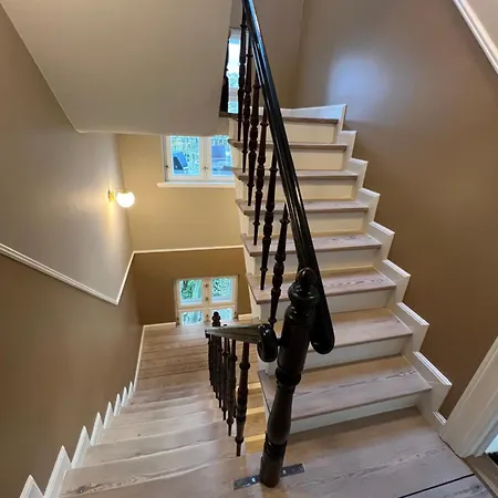 شقة فندقية Byhuset *