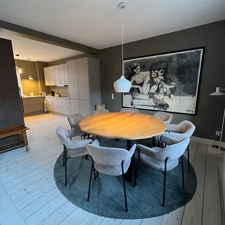 Byhuset *